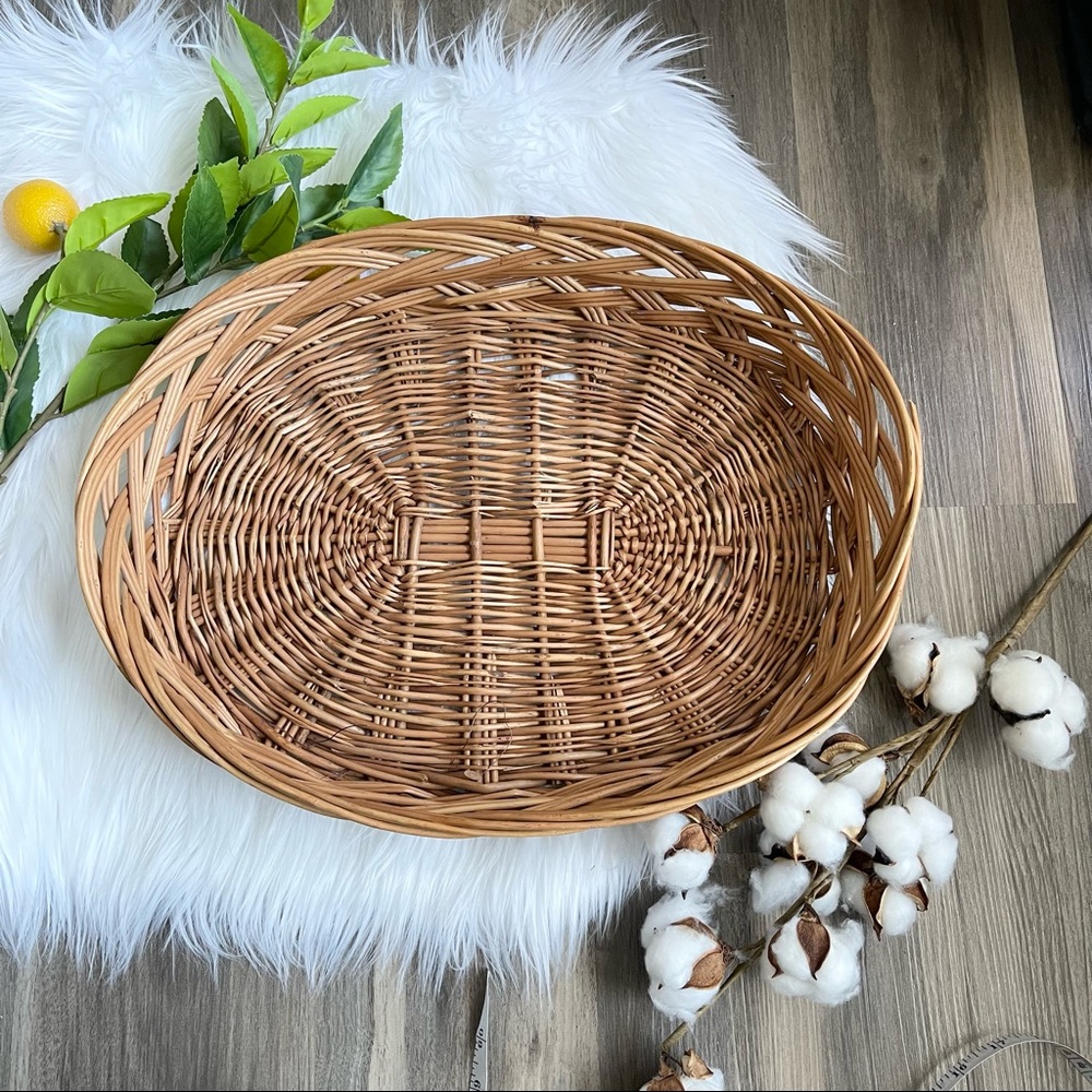 Oval Wicker Basket Tray